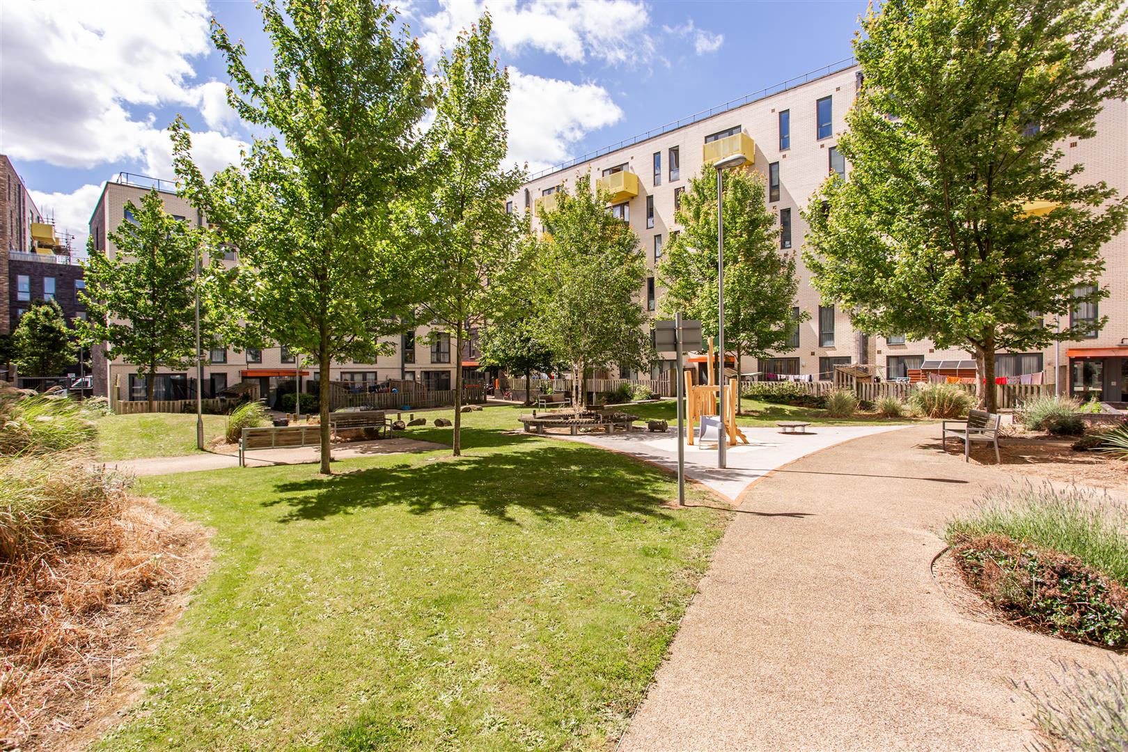 Icon Apartments, Stepney Green
